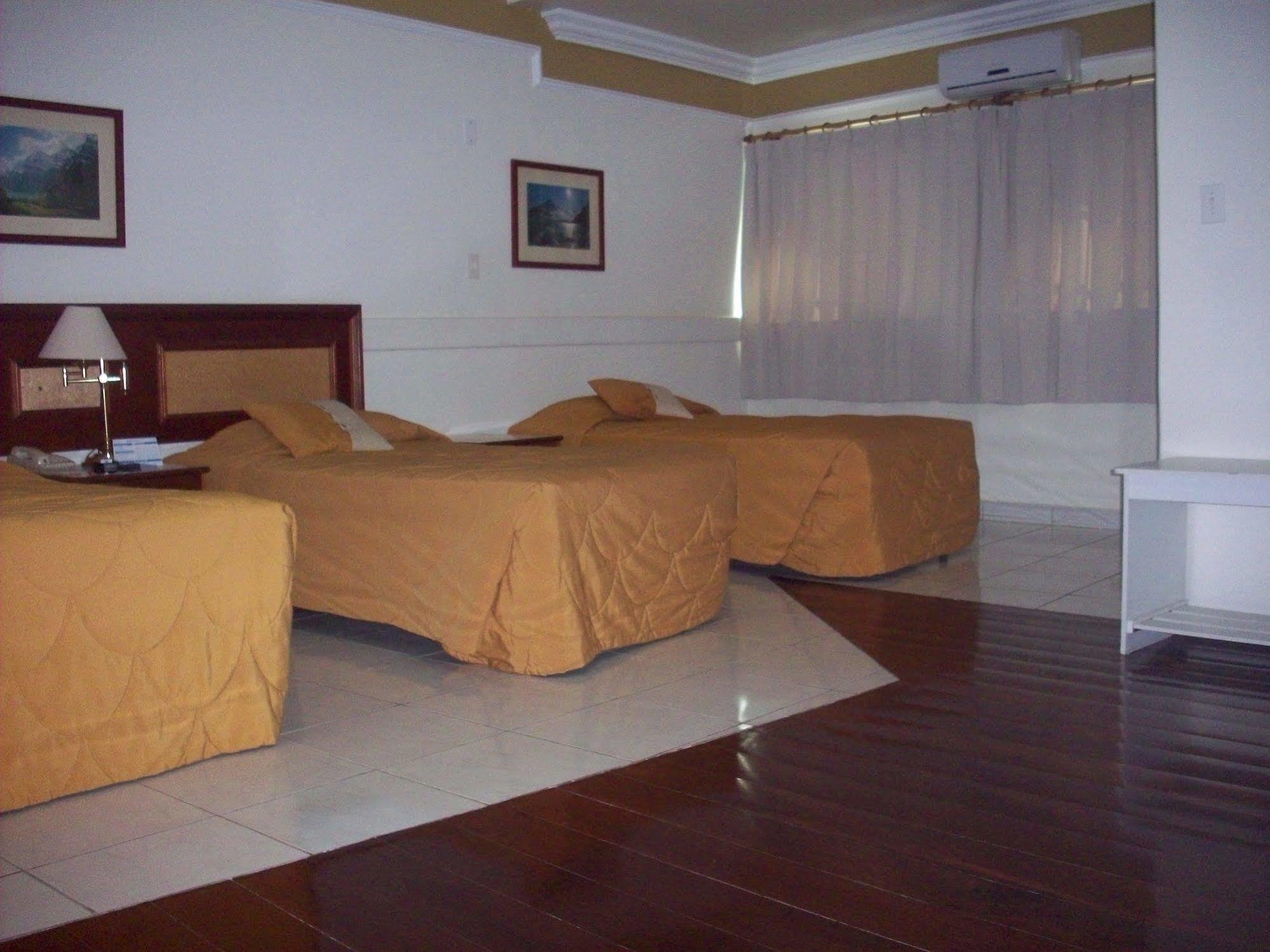 Tamareiras Park Hotel Uberaba Zewnętrze zdjęcie